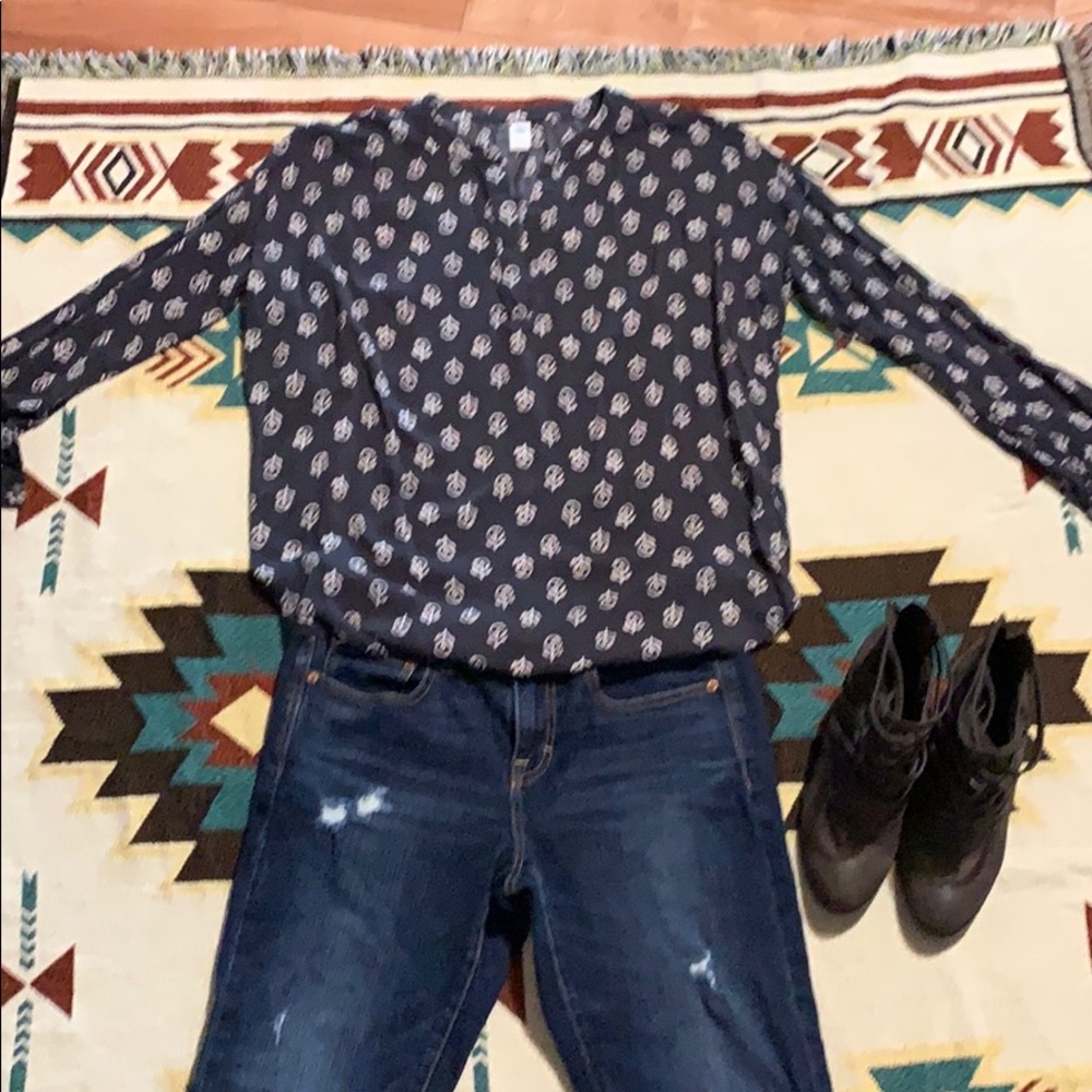 Old navy long sleeve top